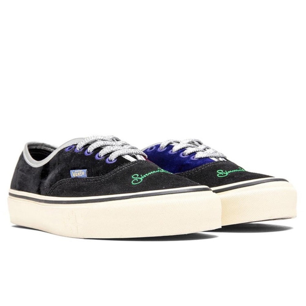 Feature x Vault OG Authentic LX 'Sinners Club - Part 2' - Picture 7 of 16